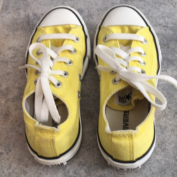 yellow converse girls